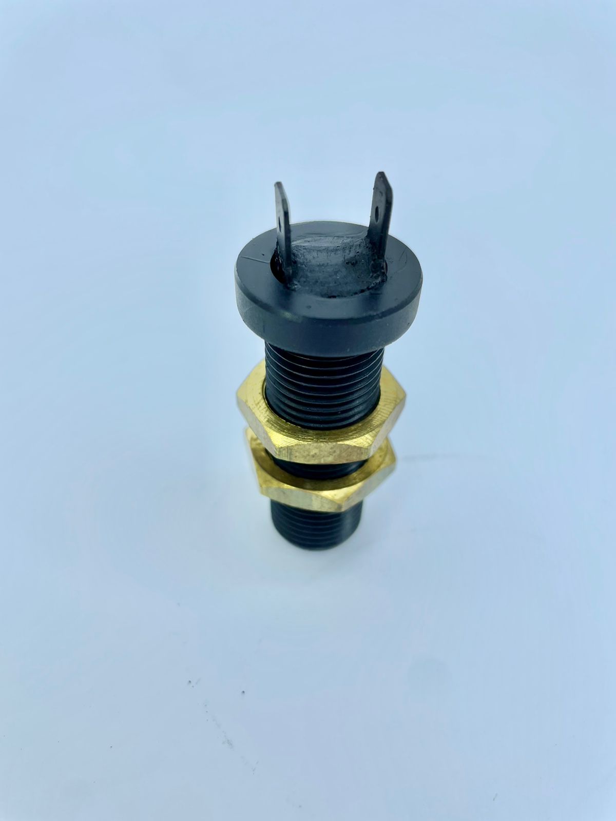 Z3115: SENSOR MAGNETICO DE RPM PARA COLHEITADEIRA VALTRA: 84146800